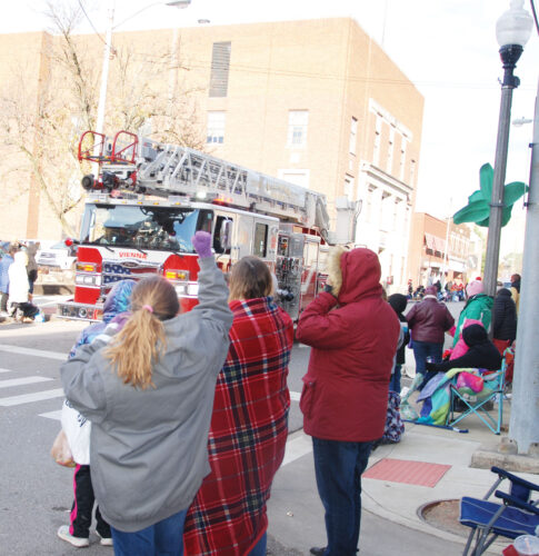 'Tis the Season: Full slate of holiday activities this weekend in the Mid-Ohio Valley